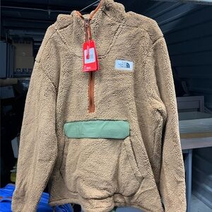 The North Face Campshire Pullover Sherpa Fleece Hoodie